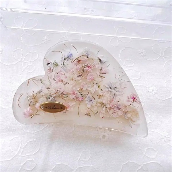 ふんわり小花のハートバンスクリップ