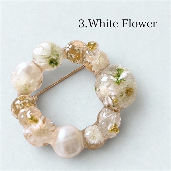 flower brooch spring color(ホワイト)