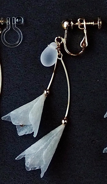 秘する花(イヤリング)