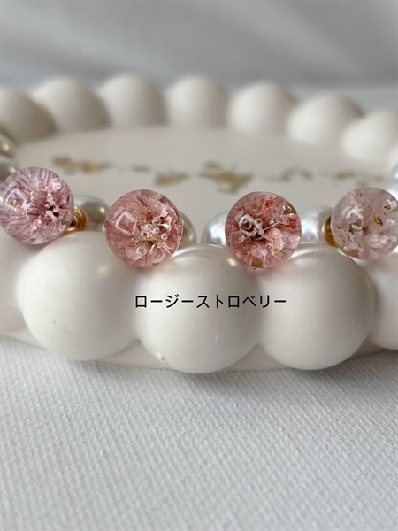 咲（えみ）–Emi– パールキャッチピアス｜かすみ草の一粒・2way(ロージーストロベリー)