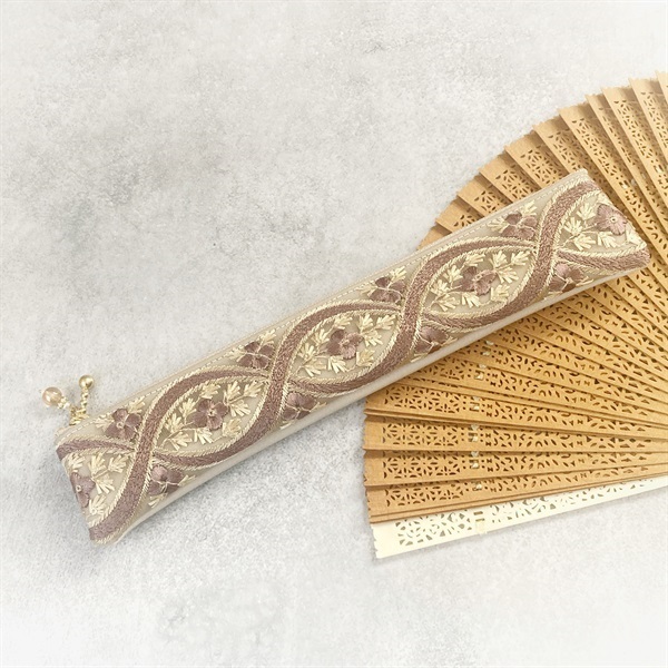 インド刺繍リボン　花霞の扇子ケース